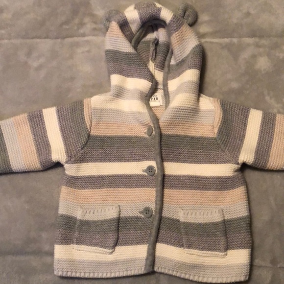 Baby gap sweater - Picture 3 of 3